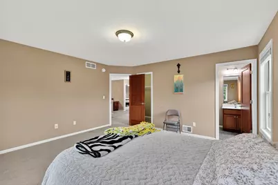 10741 Hawthorn Trail, Woodbury, MN 55129 - Photo 15