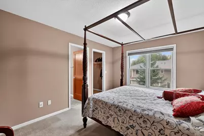 10741 Hawthorn Trail, Woodbury, MN 55129 - Photo 17