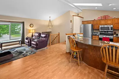2408 Crestmount Lane, Burnsville, MN 55306 - Photo 5