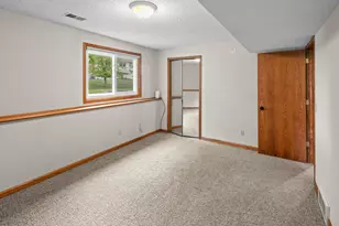 2408 Crestmount Ln, Burnsville, MN 55306 - Photo 13