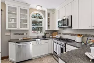 1377 Grand Ave, Saint Paul, MN 55105 - Photo 21
