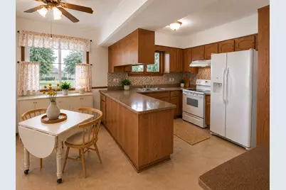 718 Willow Street, Faribault, MN 55021 - Photo 5