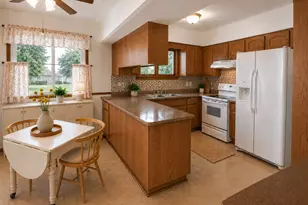 718 Willow St, Faribault, MN 55021 - Photo 5