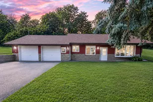 718 Willow St, Faribault, MN 55021 - Photo 1
