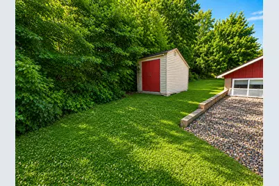 718 Willow Street, Faribault, MN 55021 - Photo 11