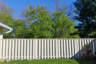 1074 Carmel Ct, Shoreview, MN 55126 - Photo 5