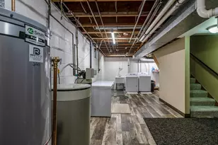 360 N Park Ave, Le Center, MN 56057 - Photo 35