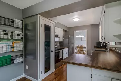 360 N Park Avenue, Le Center, MN 56057 - Photo 7