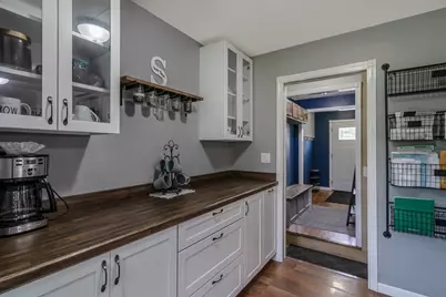 360 N Park Avenue, Le Center, MN 56057 - Photo 9