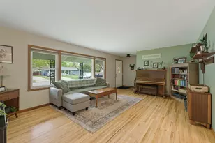 533 Maple Ln, Moorhead, MN 56560 - Photo 9