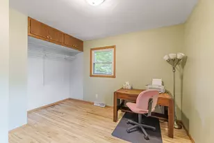 533 Maple Ln, Moorhead, MN 56560 - Photo 15