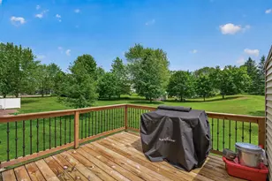 13776 Dorothy Dr, Rogers, MN 55374 - Photo 3