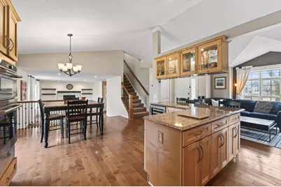392 Pendryn Hill Curve, Woodbury, MN 55125 - Photo 17