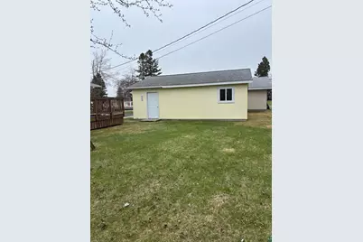 74 Edison Boulevard, Silver Bay, MN 55614 - Photo 3