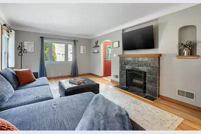 245 5th Avenue S, South Saint Paul, MN 55075 - Photo 5