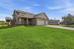 12720 314th St, Lindstrom, MN 55045 - Photo 1