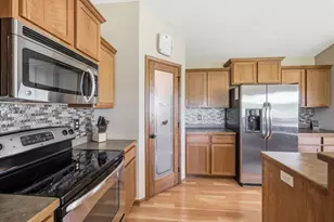 12720 314th St, Lindstrom, MN 55045 - Photo 5