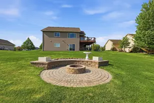 12720 314th St, Lindstrom, MN 55045 - Photo 13