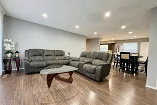 1736 Douglas Ave, Worthington, MN 56187 - Photo 3