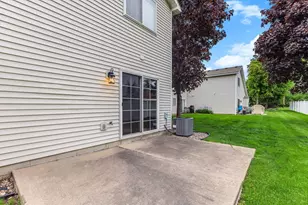 2333 Williams Dr, Burnsville, MN 55337 - Photo 23