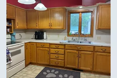 210 Front Street E, Fulda, MN 56131 - Photo 3