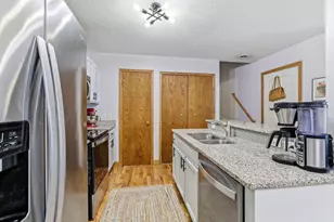 6458 158th St W, Apple Valley, MN 55124 - Photo 13