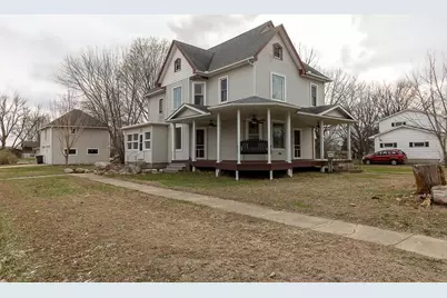 504 2nd Street SW, Madelia, MN 56062 - Photo 1