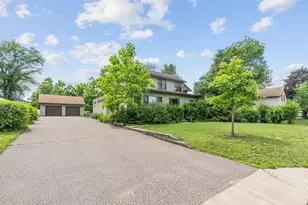 636 School St, Anoka, MN 55303 - Photo 3