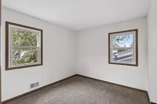 9225 Northwood Pkwy, New Hope, MN 55427 - Photo 21