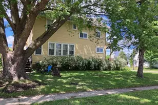 316 Elm Ave E, Waseca, MN 56093 - Photo 3