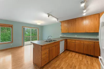178 Minnesota Avenue, Roseville, MN 55113 - Photo 17