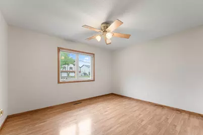 178 Minnesota Avenue, Roseville, MN 55113 - Photo 25