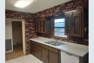 910 Golf Course Road NW, Hutchinson, MN 55350 - Photo 9