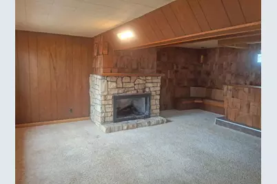 910 Golf Course Road NW, Hutchinson, MN 55350 - Photo 13