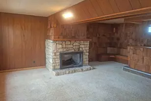 910 Golf Course Rd NW, Hutchinson, MN 55350 - Photo 13
