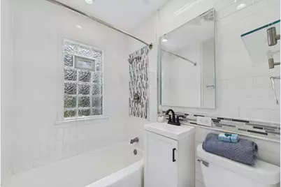 4738 Fremont Avenue N, Minneapolis, MN 55430 - Photo 11