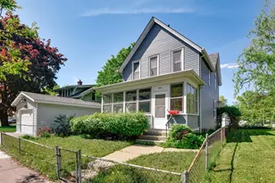 53 Geranium Ave E, Saint Paul, MN 55117 - Photo 3