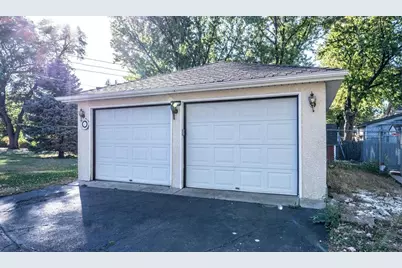 351 E 97 1/2 Street, Bloomington, MN 55420 - Photo 5