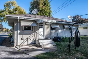 351 E 97 1/2 St, Bloomington, MN 55420 - Photo 25