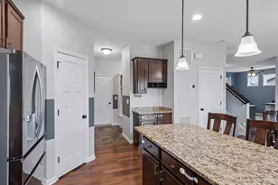 1098 Prairie View Ln, Waconia, MN 55387 - Photo 7