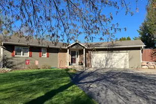 17924 Ingrid Ct, Lakeville, MN 55044 - Photo 1