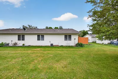 2031 Pinewood Road SE, Rochester, MN 55904 - Photo 23