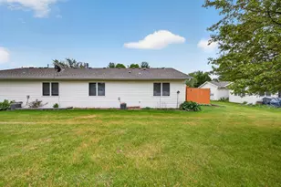 2031 Pinewood Rd SE, Rochester, MN 55904 - Photo 23