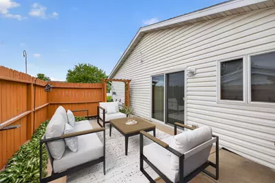 2031 Pinewood Road SE, Rochester, MN 55904 - Photo 19
