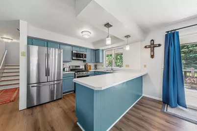 2205 17th Street NW, Faribault, MN 55021 - Photo 9