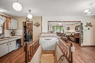 2233 Fremont Ave E, Saint Paul, MN 55119 - Photo 11