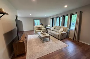 1609 Gateway Dr, Albert Lea, MN 56007 - Photo 3