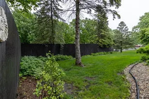 710 Summit Ave, New Ulm, MN 56073 - Photo 9