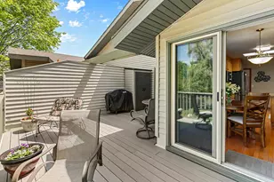 9731 Dorset Ln, Eden Prairie, MN 55347 - Photo 17