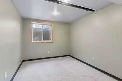 1918 Berkeley Avenue, Saint Paul, MN 55105 - Photo 37